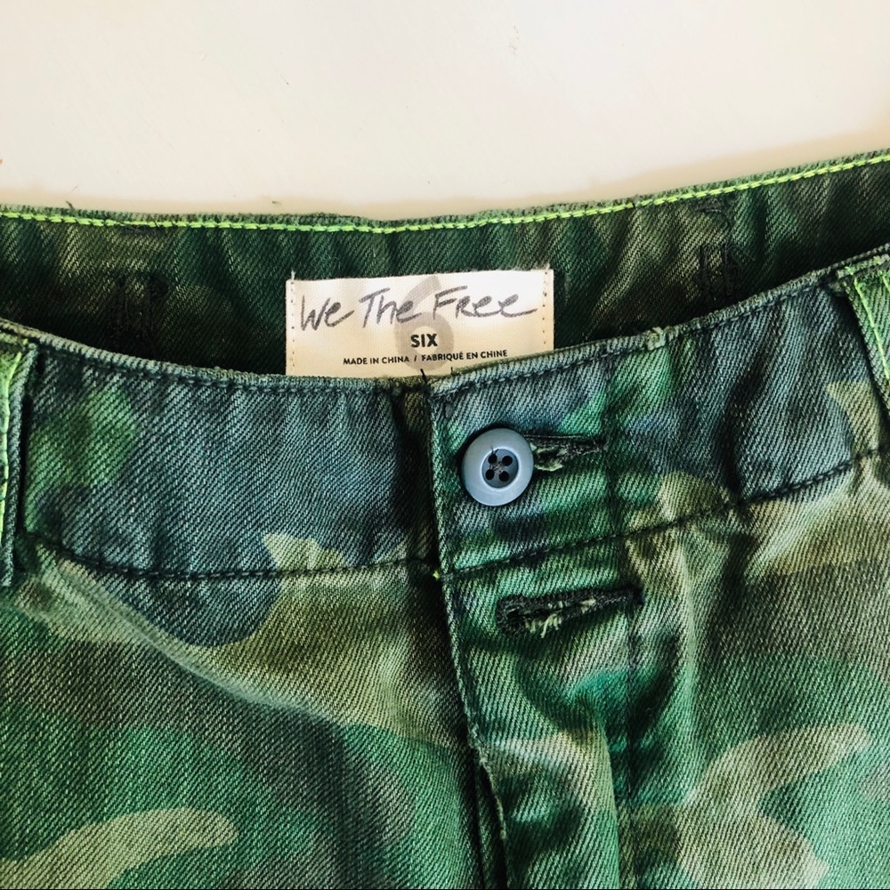 NWT Free People Commander Cutoff Camo Shorts - Picture 5 of 6